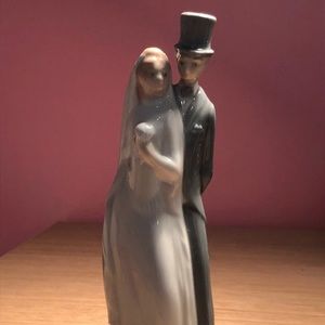 Vintage Nao Bride & Groom Porcelain Figurine